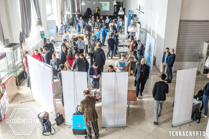 BiXBiT revealed an improved installation at TerraCrypto event in Moscow BiXBiT revealed an improved installation at TerraCrypto event in Moscow